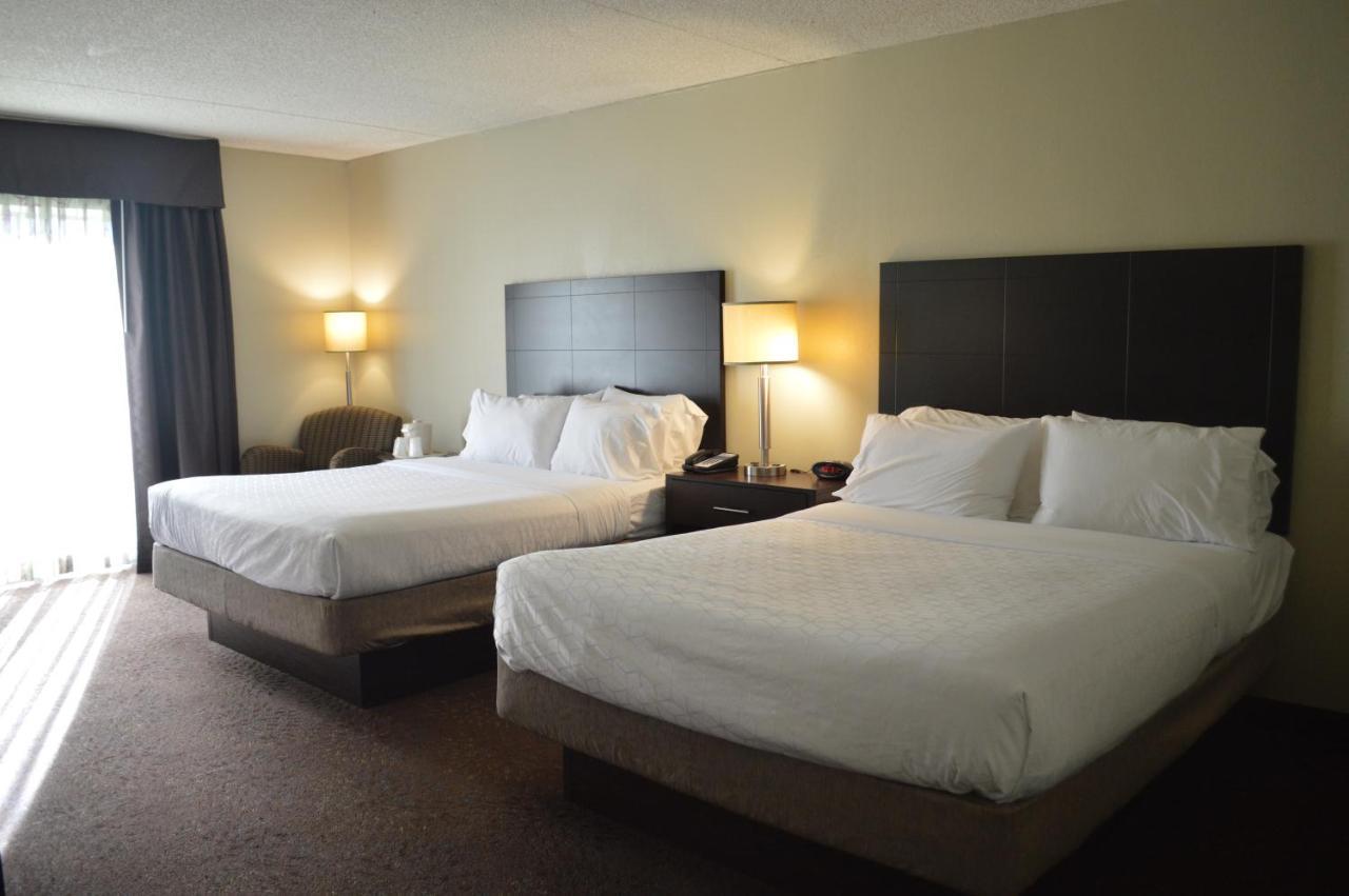 Holiday Inn Express Hotel & Suites Pittsburgh Airport By Ihg Robinson Township  Exterior photo