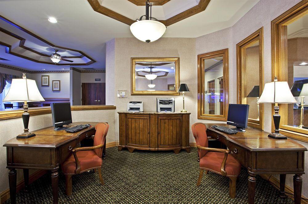 Holiday Inn Express Hotel & Suites Pittsburgh Airport By Ihg Robinson Township  Facilities photo