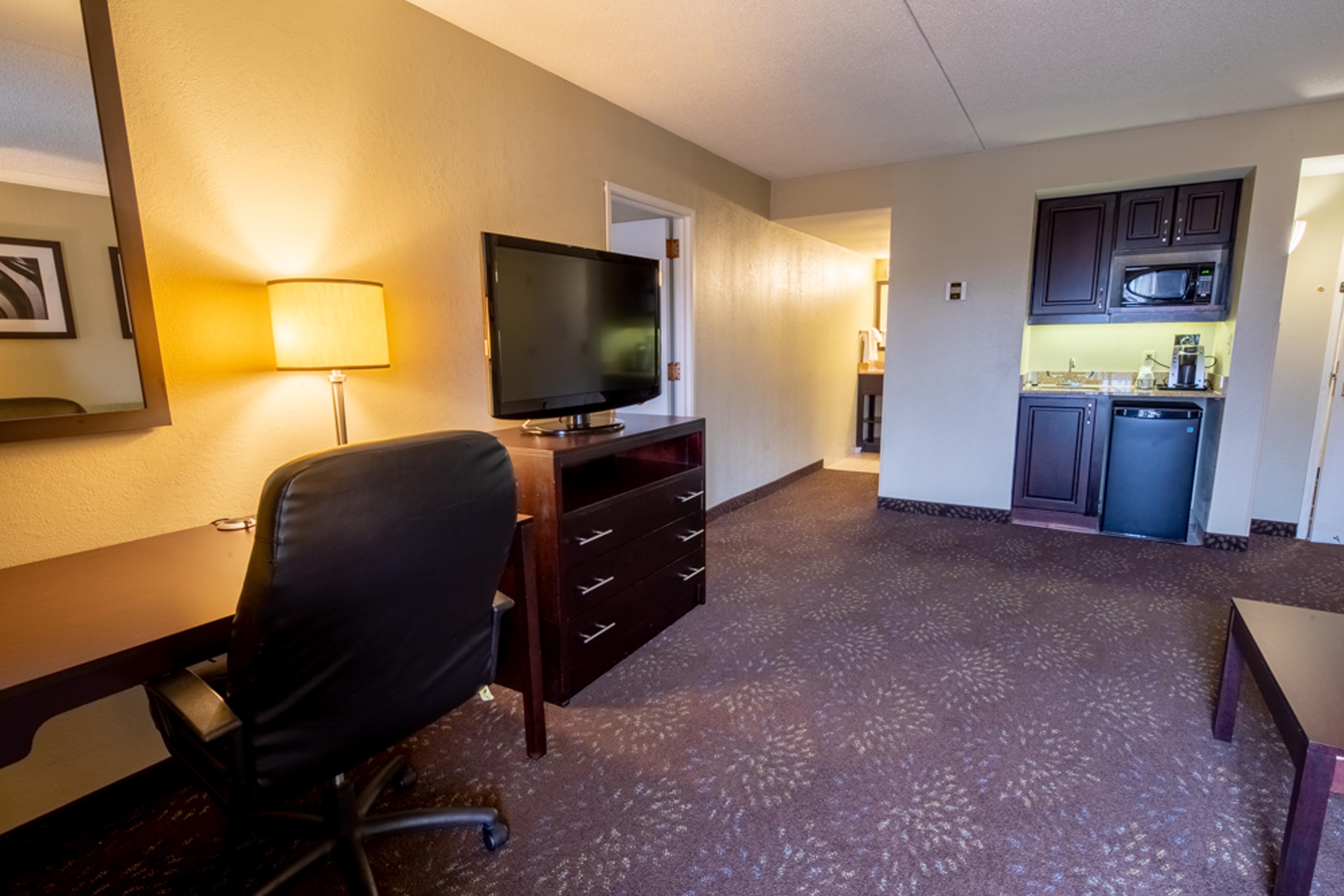 Holiday Inn Express Hotel & Suites Pittsburgh Airport By Ihg Robinson Township  Exterior photo