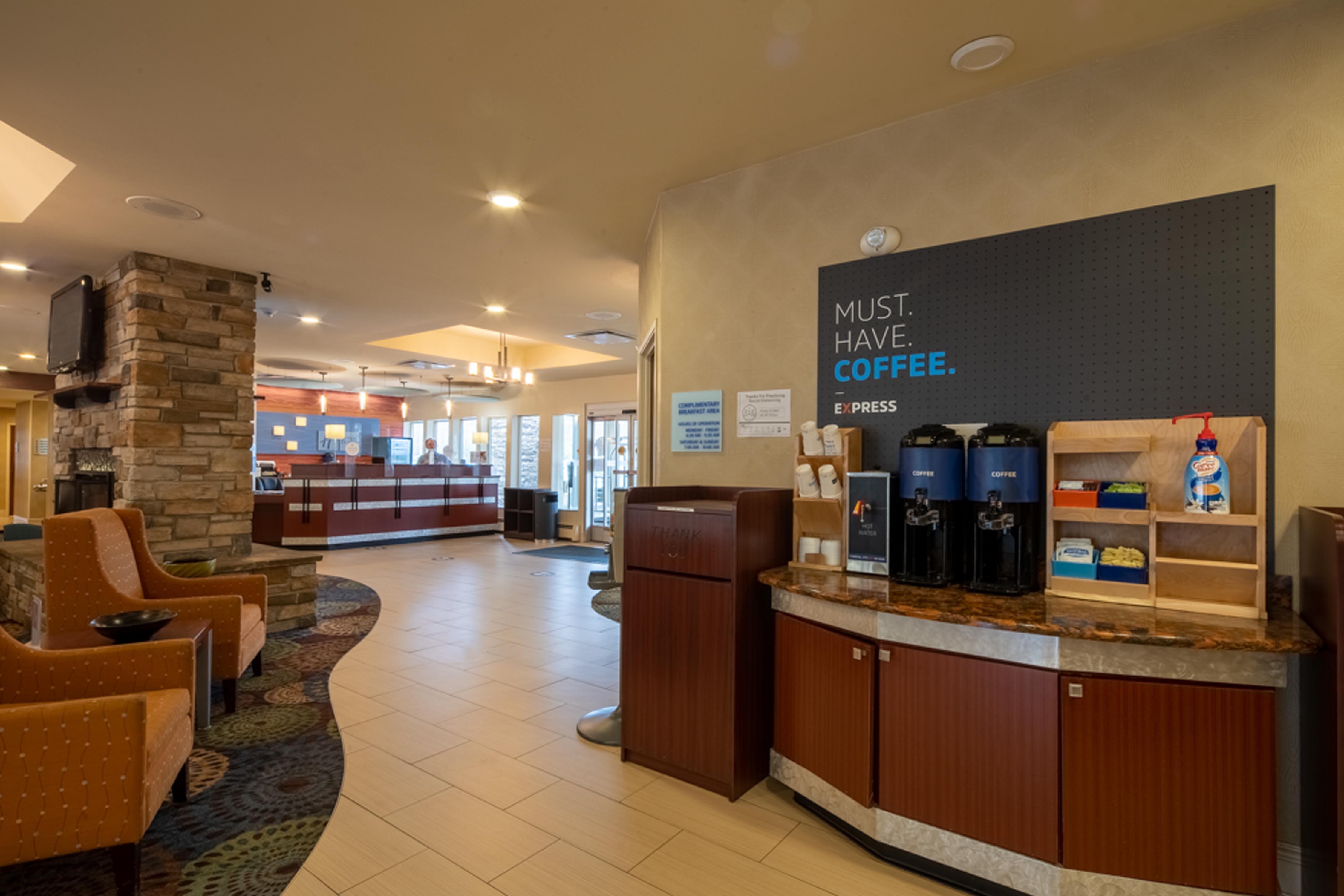 Holiday Inn Express Hotel & Suites Pittsburgh Airport By Ihg Robinson Township  Exterior photo