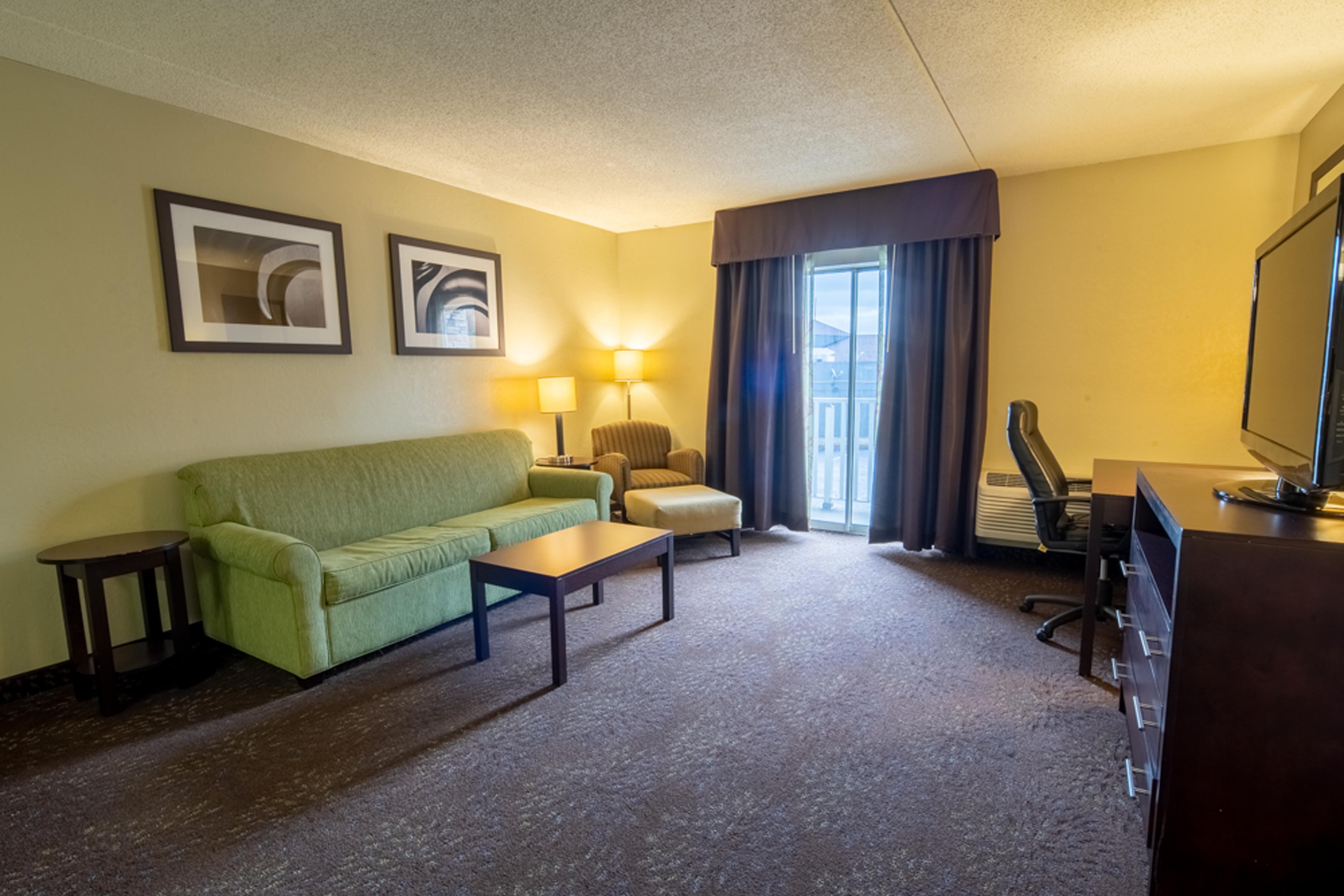Holiday Inn Express Hotel & Suites Pittsburgh Airport By Ihg Robinson Township  Exterior photo